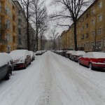 Strada innevata Berlino